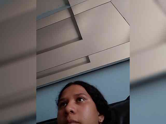 MedusaFoxx webcam
