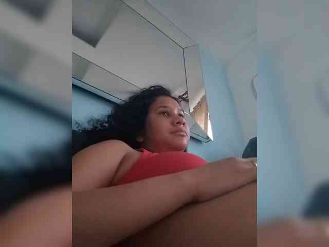 MedusaFoxx webcam