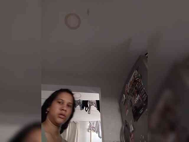 MedusaFoxx webcam