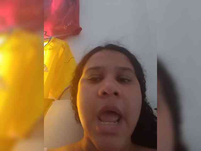 MedusaFoxx webcam