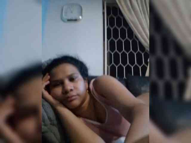 MedusaFoxx webcam