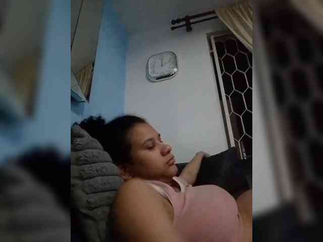MedusaFoxx webcam