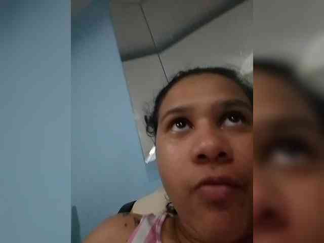 MedusaFoxx webcam