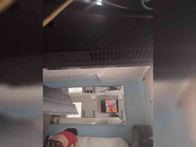 MedusaFoxx webcam