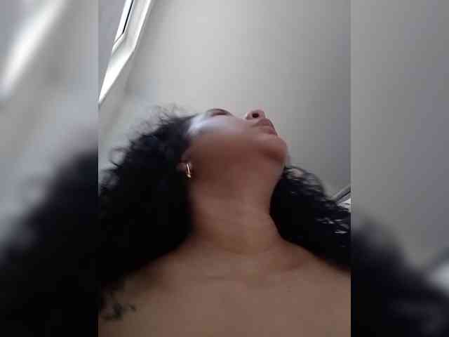 MedusaFoxx webcam