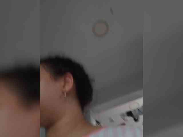MedusaFoxx webcam
