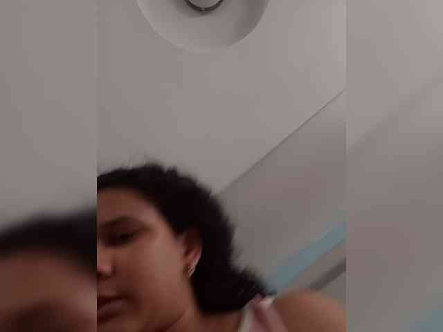 MedusaFoxx webcam