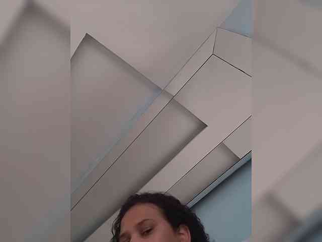 MedusaFoxx webcam