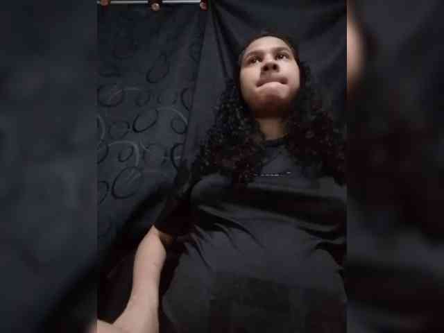 MedusaFoxx webcam
