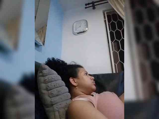 MedusaFoxx webcam