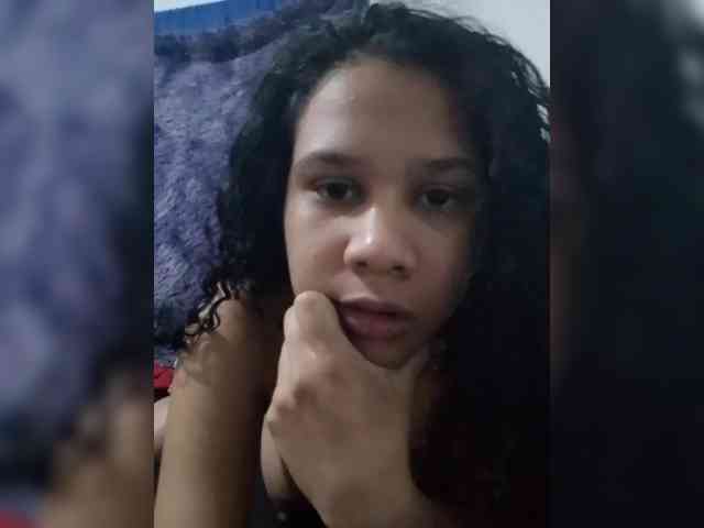 MedusaFoxx webcam