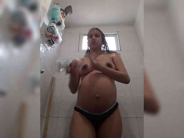 MedusaFoxx webcam