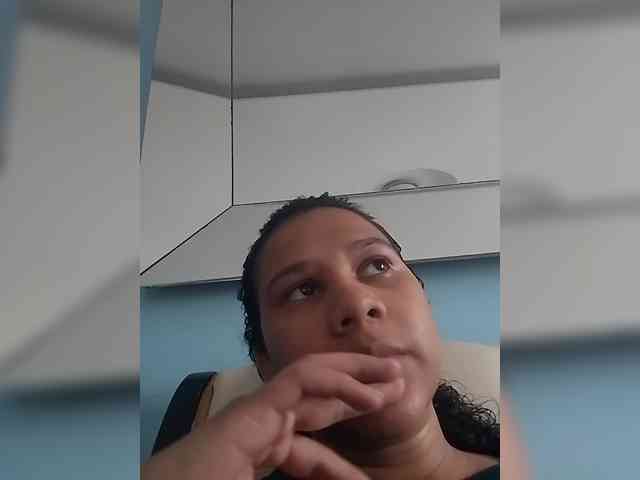 MedusaFoxx webcam