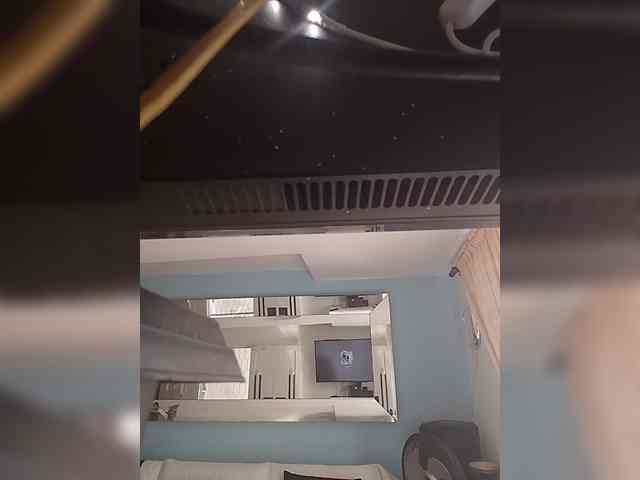 MedusaFoxx webcam