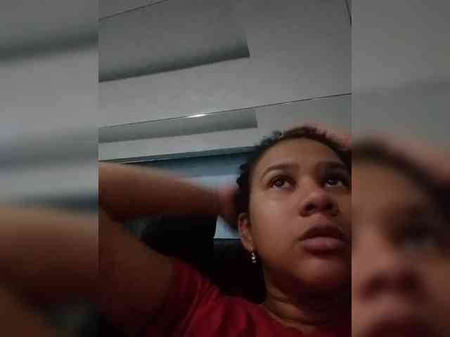 MedusaFoxx webcam