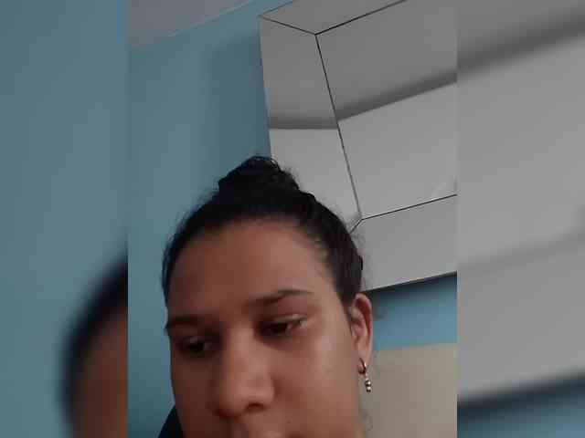 MedusaFoxx webcam