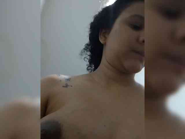 Model: MedusaFoxx