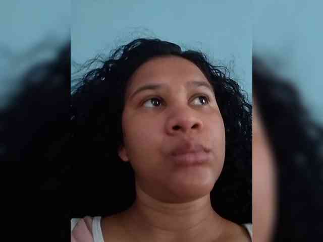 MedusaFoxx webcam