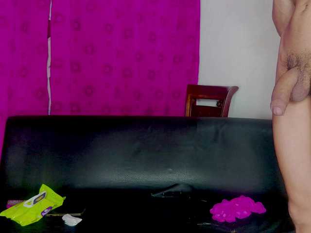 AmazingGroupHot69 live cam on BongaCams