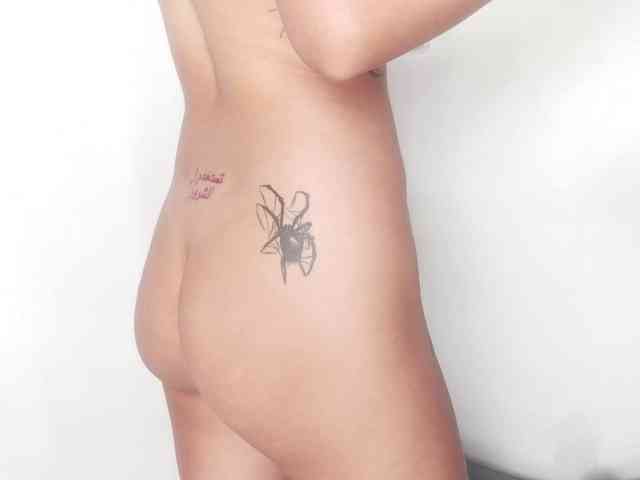 AmazingGroupHot69 webcam