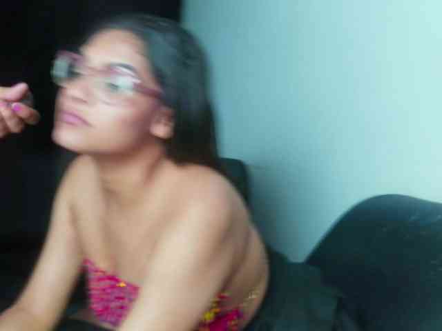 AmazingGroupHot69 webcam