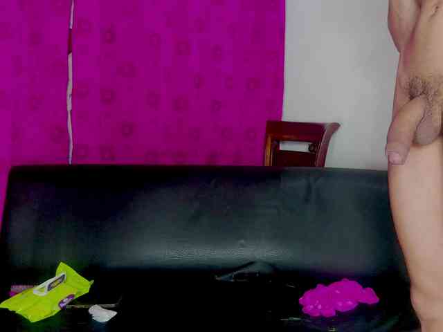 AmazingGroupHot69 webcam