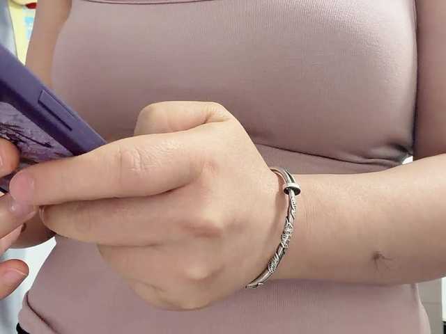 xinbao live cam on BongaCams
