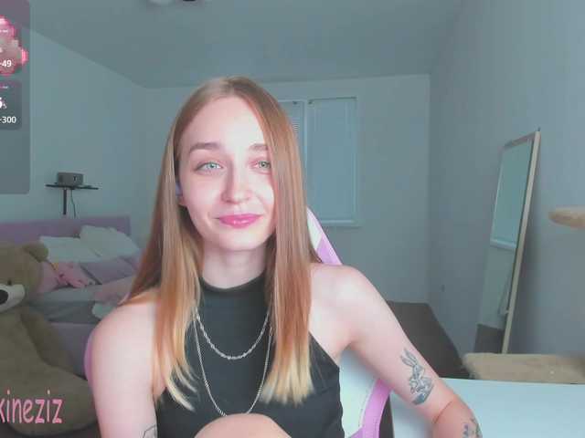 Polikinesis live webcam show