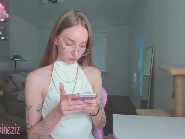 Sex chat gratuit in direct cu Polikinesis pe BongaCams