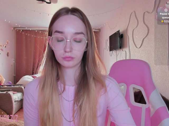 Polikinesis's BongaCams show and profile