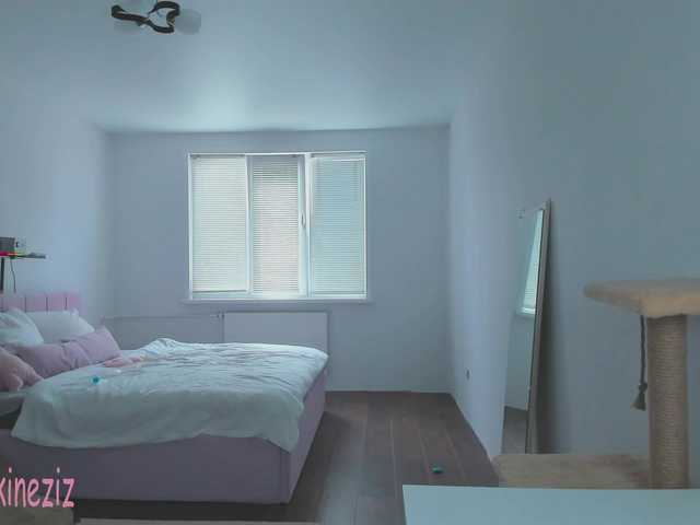 Polikinesis live cam on BongaCams