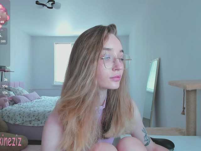 Polikinesis live cam on BongaCams