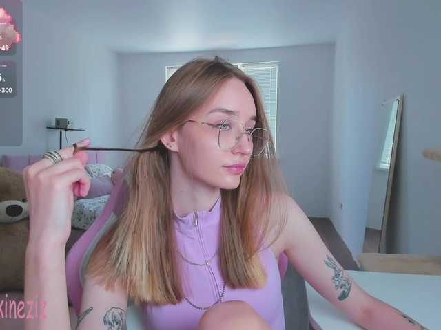 Polikinesis live cam on BongaCams