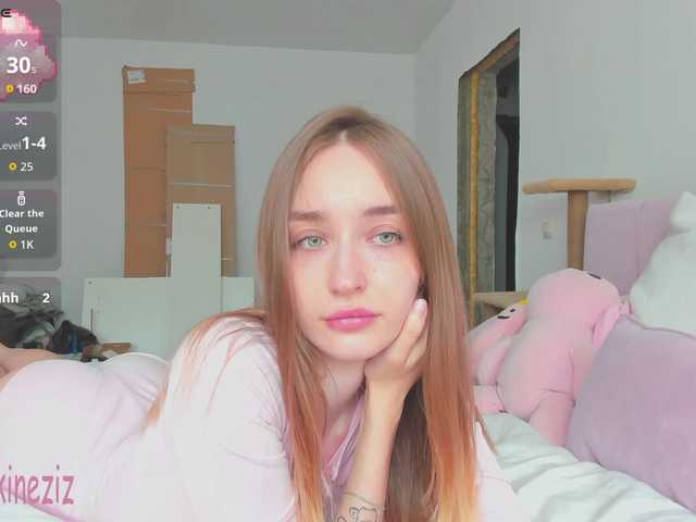 Polikinesis live cam on BongaCams