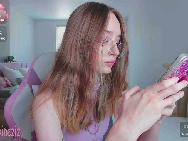 Polikinesis live cam on BongaCams