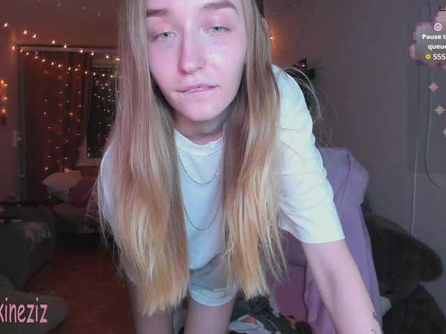 Polikinesis's BongaCams show and profile