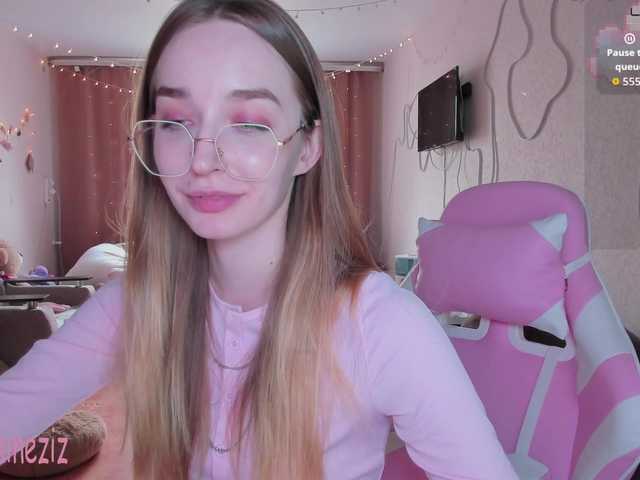 Polikinesis's BongaCams show and profile