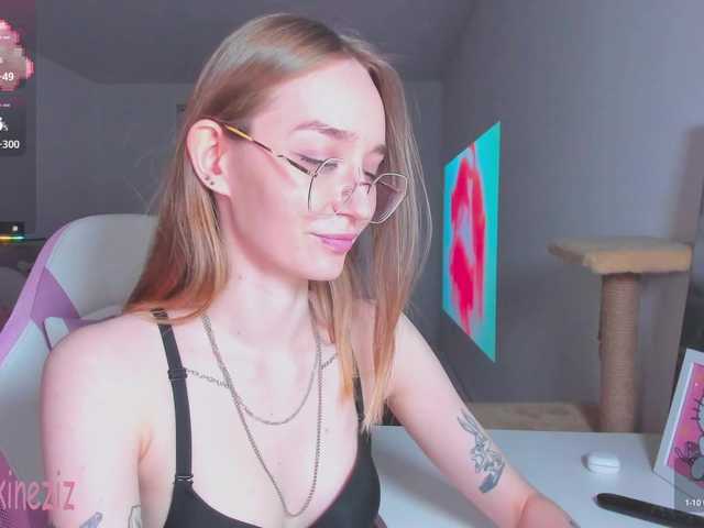 Polikinesis live cam on BongaCams