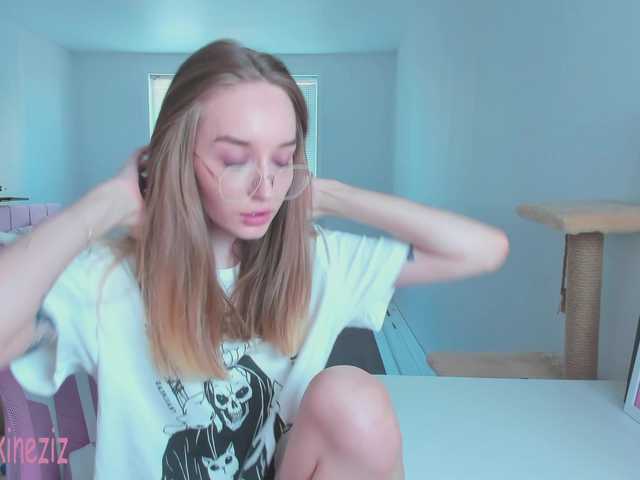Polikinesis live cam on BongaCams