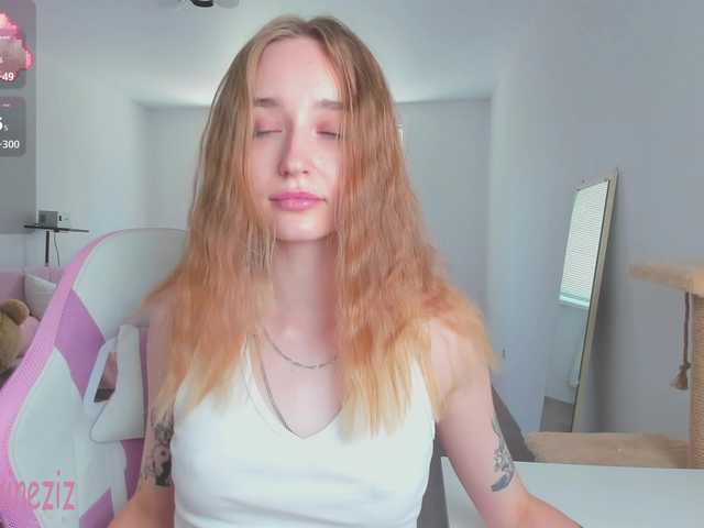 Polikinesis live webcam show