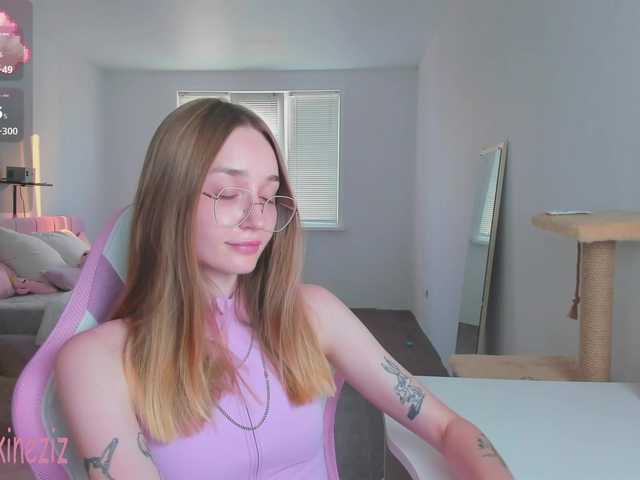Polikinesis live cam on BongaCams