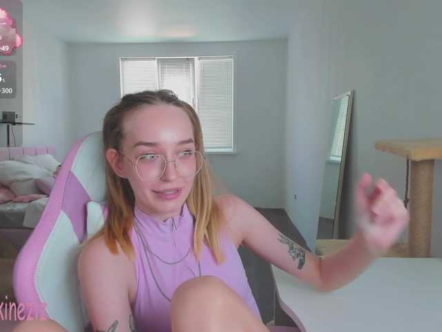 Polikinesis live cam on BongaCams