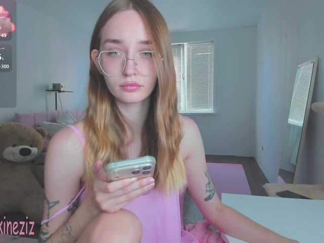 Polikinesis live cam on BongaCams
