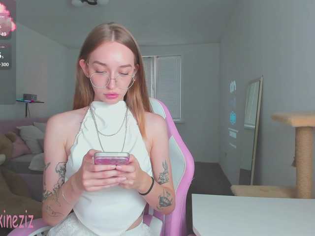 Polikinesis Live Cam pe BongaCams