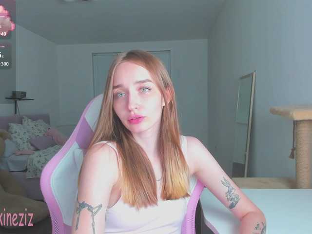 Polikinesis live cam on BongaCams