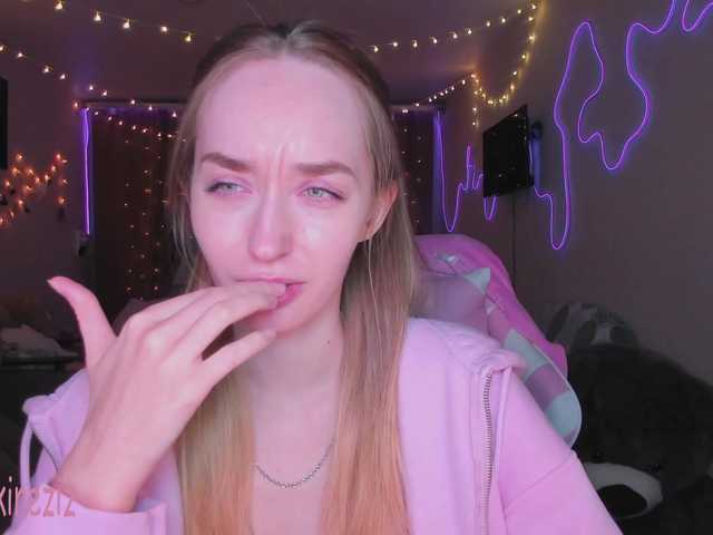 Polikinesis's BongaCams show and profile