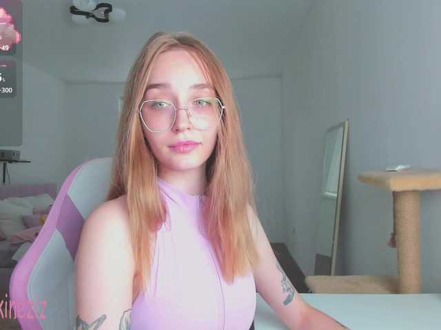 Polikinesis live webcam show