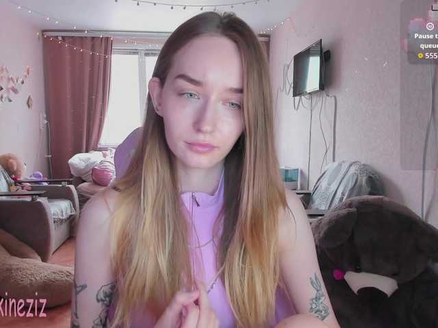 Polikinesis's BongaCams show and profile