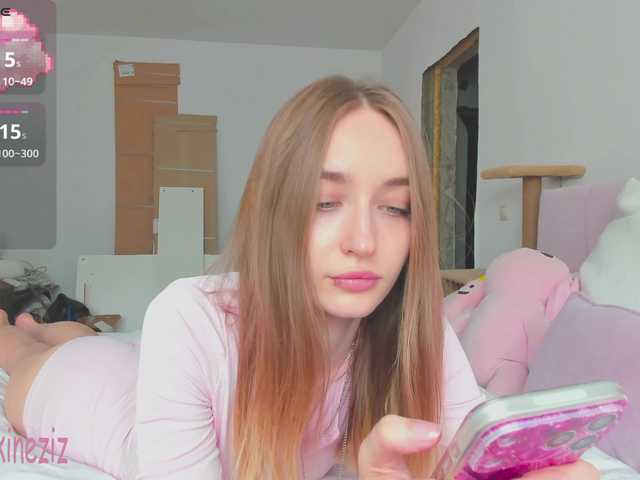 Polikinesis live cam on BongaCams