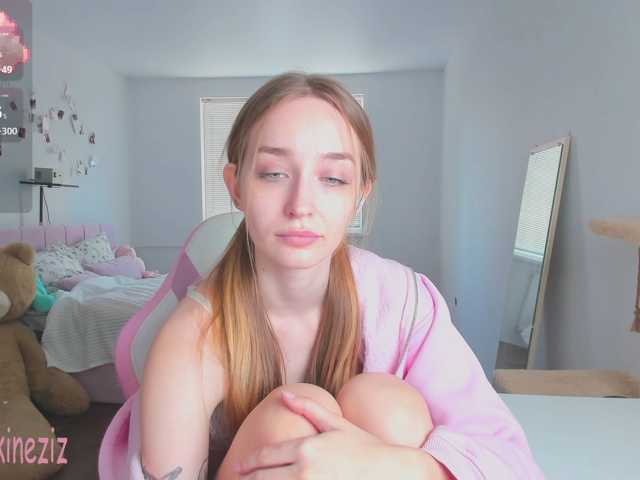 Polikinesis live cam on BongaCams